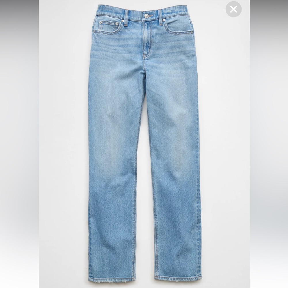 🆕 NWT AE Stretch Super High-Waisted Straight Jean, Size 10 Short, Light Repair